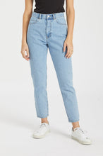 Load image into Gallery viewer, Dr Denim Nora Mom Jeans in Light Retro Blue
