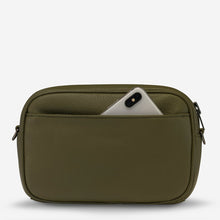 Load image into Gallery viewer, Status Anxiety Plunder Bag Khaki Leather
