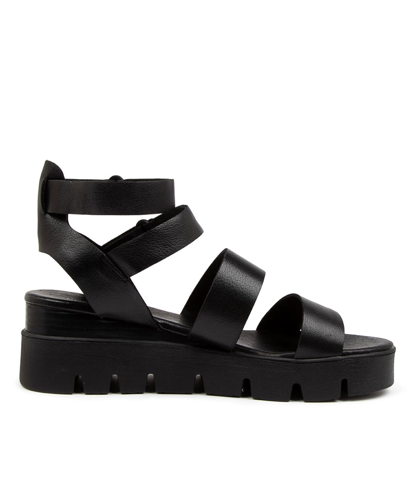 Django & Juliette Rhean Sandals Black Leather Black Sole
