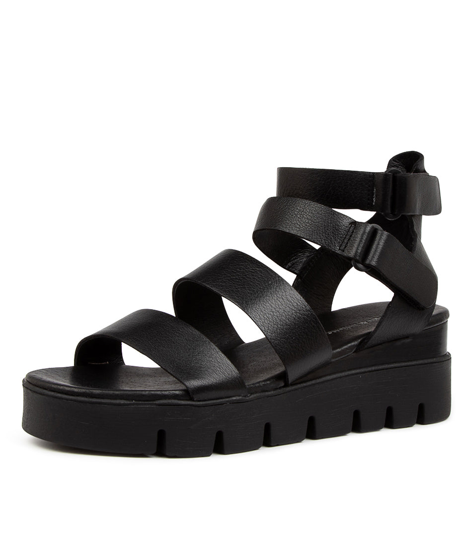 Django & Juliette Rhean Sandals Black Leather Black Sole
