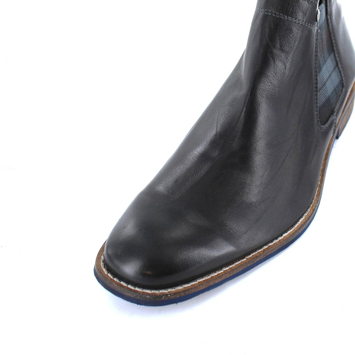 Wild Rhino Drake Black Leather